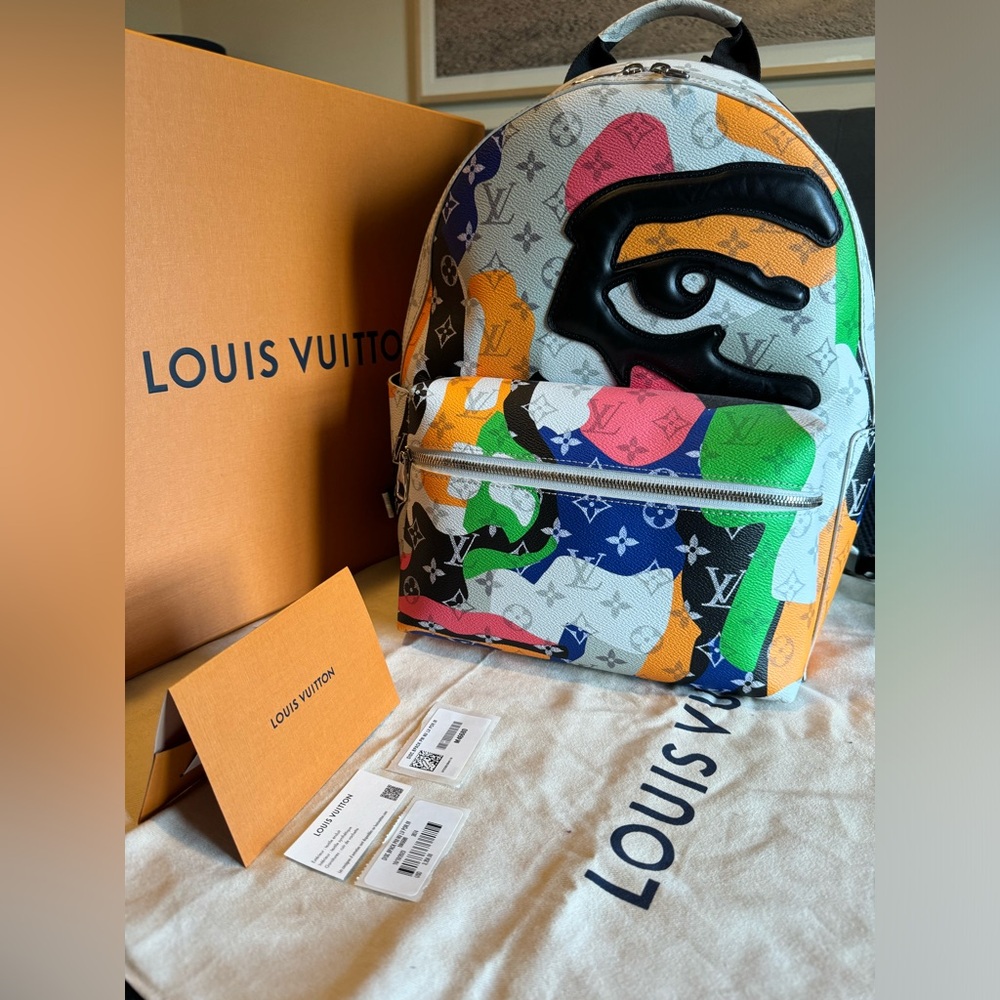 AUTHENTIC - LOUIS VUITTON - Discovery Backpack Monogram Portrait